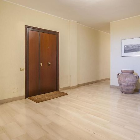Eur Luminous And Large Family Terrace Apartment Рим Экстерьер фото