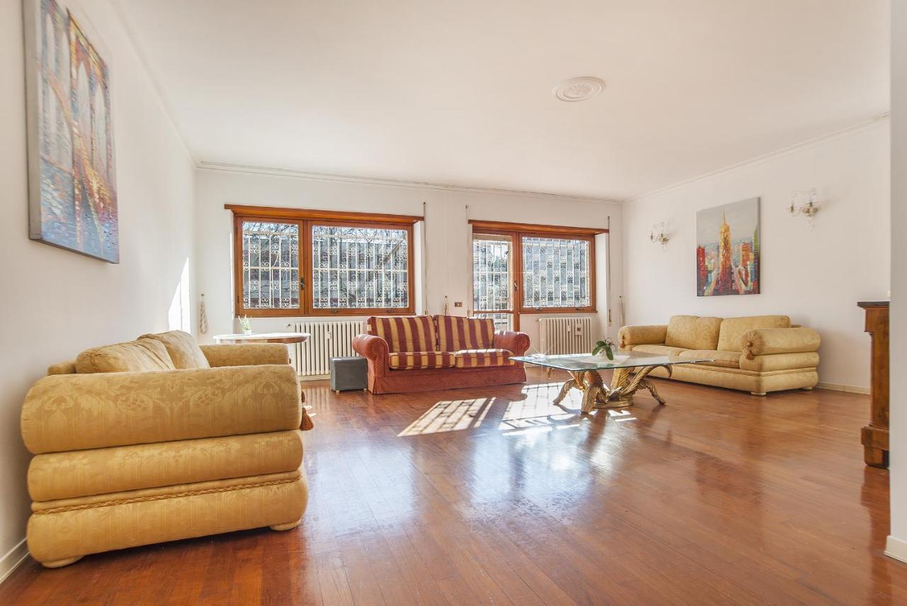 Eur Luminous And Large Family Terrace Apartment Рим Экстерьер фото