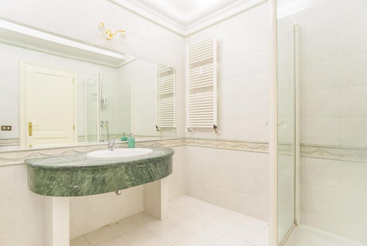 Eur Luminous And Large Family Terrace Apartment Рим Экстерьер фото